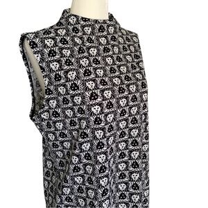 Anne Klein lion motif sleeveless top
